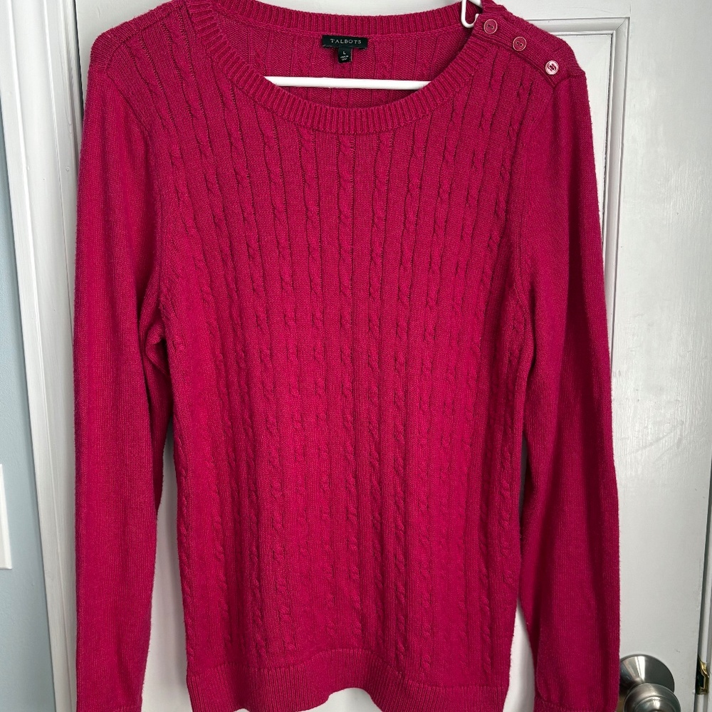 Talbots classic 3 button sweater, Size L